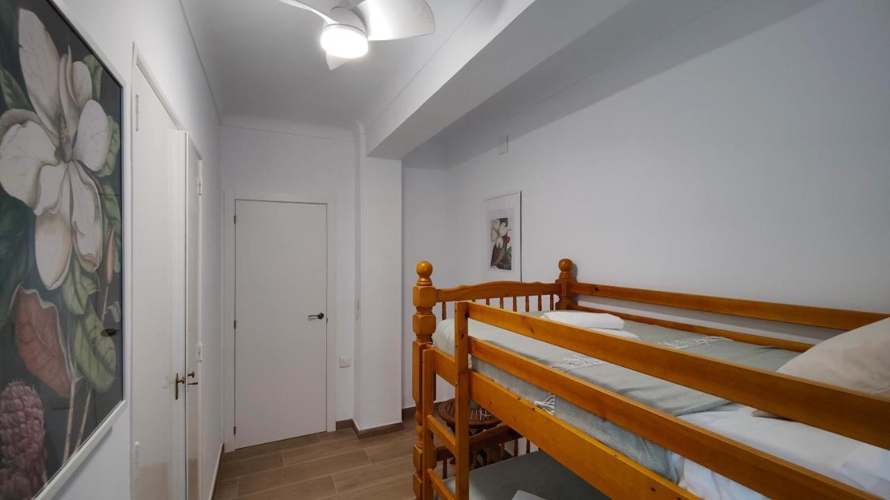Parralue Beach Front Home Μπένιντορμ Εξωτερικό φωτογραφία