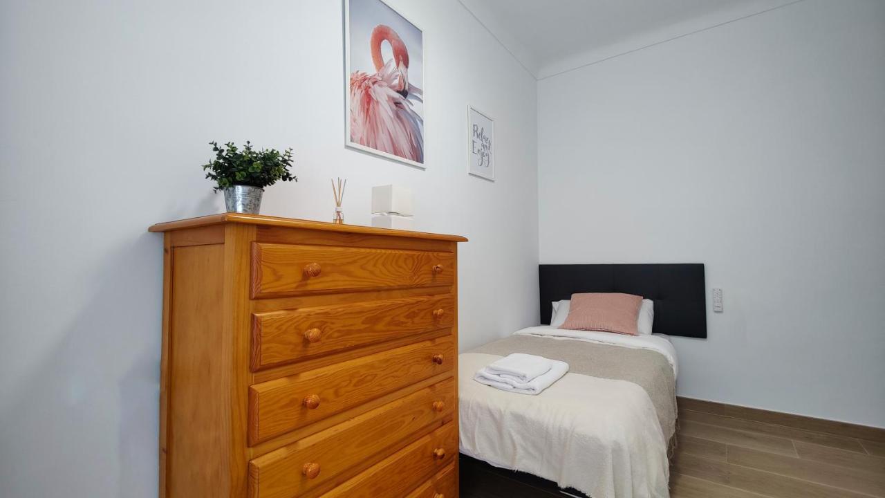 Parralue Beach Front Home Μπένιντορμ Εξωτερικό φωτογραφία